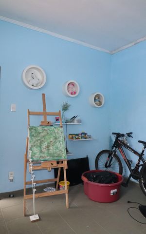 Casa à venda com 244m², 3 quartos e 2 vagasDepósito