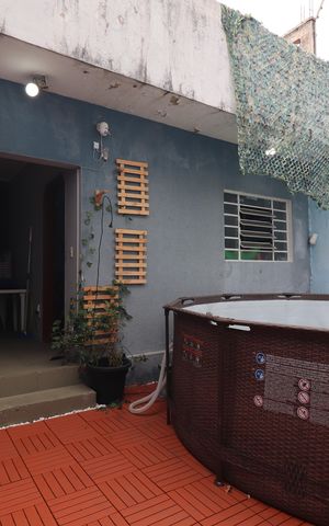 Casa à venda com 244m², 3 quartos e 2 vagasQuintal