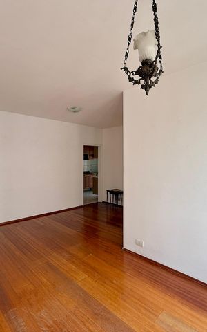 Apartamento à venda com 106m², 3 quartos e 1 vaga Apartamento à venda com 106m², 3 quartos e 1 vagaSala