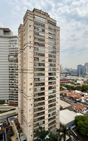 Apartamento à venda com 106m², 3 quartos e 1 vaga Apartamento à venda com 106m², 3 quartos e 1 vagaVista