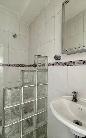 Apartamento à venda com 106m², 3 quartos e 1 vaga Apartamento à venda com 106m², 3 quartos e 1 vagaBanheiro de Serviço