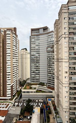 Apartamento à venda com 106m², 3 quartos e 1 vaga Apartamento à venda com 106m², 3 quartos e 1 vagaVista