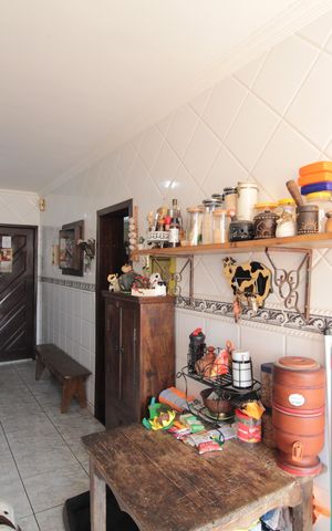 Casa à venda com 375m², 3 quartos e 3 vagasCozinha