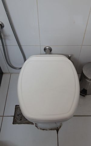 Casa à venda com 375m², 3 quartos e 3 vagasBanheiro da Suite