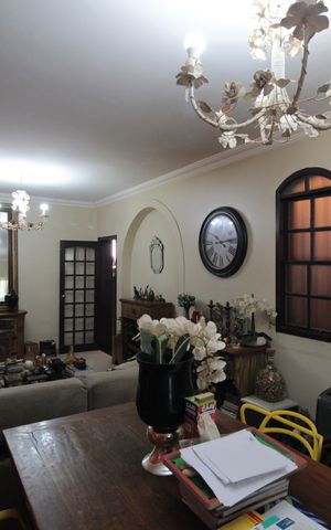 Casa à venda com 375m², 3 quartos e 3 vagasSala