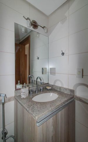 Apartamento à venda com 142m², 3 quartos e 2 vagasBanheiro Social