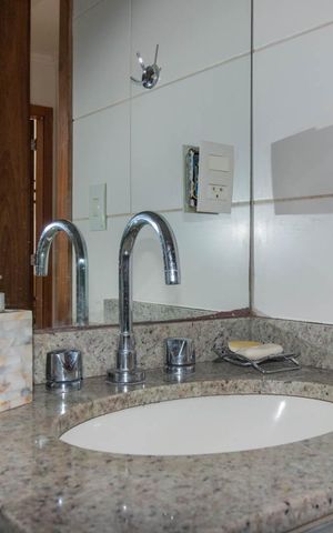 Apartamento à venda com 142m², 3 quartos e 2 vagasBanheiro Social