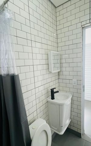 Apartamento para alugar com 22m², 1 quarto e sem vaga Apartamento para alugar com 22m², 1 quarto e sem vagaBanheiro