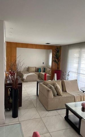 Apartamento à venda com 174m², 4 quartos e 3 vagas