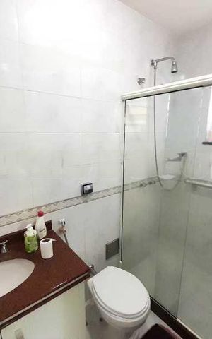 Casa de condomínio à venda com 268m², 2 quartos e 3 vagas