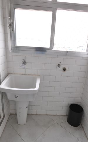 Apartamento para alugar com 67m², 2 quartos e 1 vagaÁrea de Serviço