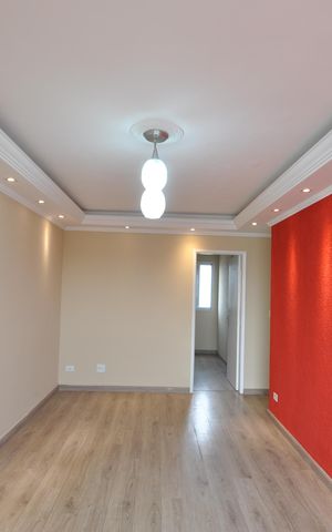 Apartamento para alugar com 67m², 2 quartos e 1 vagaSala