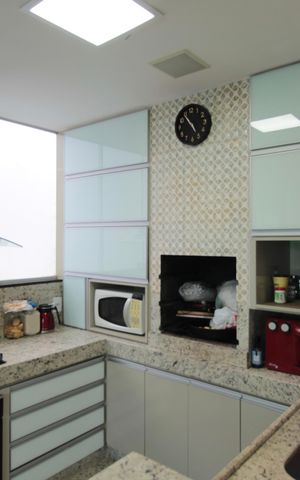 Apartamento à venda com 180m², 3 quartos e 4 vagasÁrea Gourmet