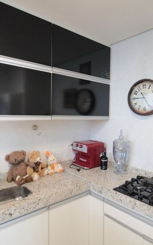 Apartamento à venda com 180m², 3 quartos e 4 vagasCozinha