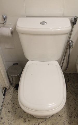 Apartamento à venda com 180m², 3 quartos e 4 vagasBanheiro da Suite 3