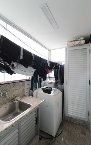Apartamento à venda com 180m², 3 quartos e 4 vagasÁrea de Serviço