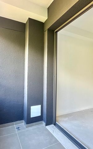 Studio à venda com 24m², 1 quarto e sem vaga Studio à venda com 24m², 1 quarto e sem vagaVaranda