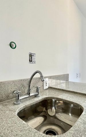 Studio à venda com 24m², 1 quarto e sem vaga Studio à venda com 24m², 1 quarto e sem vagaCozinha