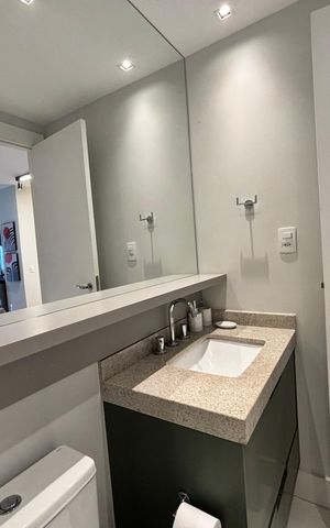Apartamento à venda com 28m², 1 quarto e sem vaga Apartamento à venda com 28m², 1 quarto e sem vagaBanheiro Social