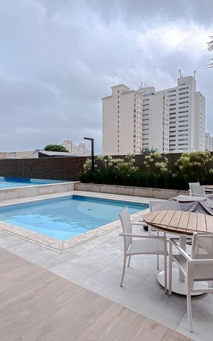 Apartamento à venda com 159m², 3 quartos e 2 vagasÁrea comum - Piscina