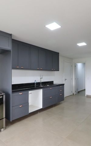 Apartamento para alugar com 295m², 4 quartos e 4 vagas Apartamento para alugar com 295m², 4 quartos e 4 vagasCozinha