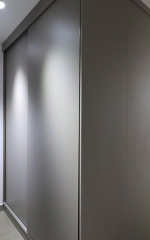 Apartamento para alugar com 295m², 4 quartos e 4 vagas Apartamento para alugar com 295m², 4 quartos e 4 vagasCloset da suíte 2
