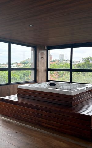 Apartamento para alugar com 295m², 4 quartos e 4 vagas Apartamento para alugar com 295m², 4 quartos e 4 vagasÁrea comum - Piscina