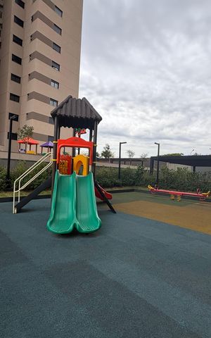 Apartamento para alugar com 295m², 4 quartos e 4 vagas Apartamento para alugar com 295m², 4 quartos e 4 vagasÁrea comum - Playground
