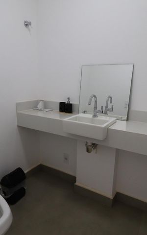 Apartamento para alugar com 295m², 4 quartos e 4 vagas Apartamento para alugar com 295m², 4 quartos e 4 vagasLavabo