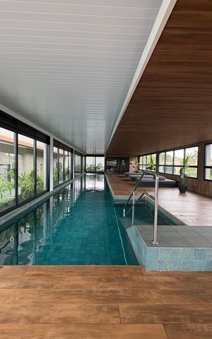 Apartamento para alugar com 295m², 4 quartos e 4 vagas Apartamento para alugar com 295m², 4 quartos e 4 vagasÁrea comum - Piscina