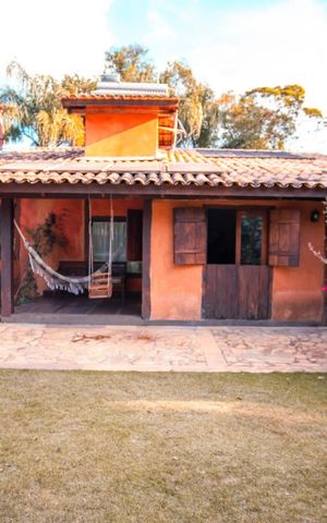 Casa à venda com 500m², 5 quartos e 6 vagas Casa à venda com 500m², 5 quartos e 6 vagasÁrea Externa