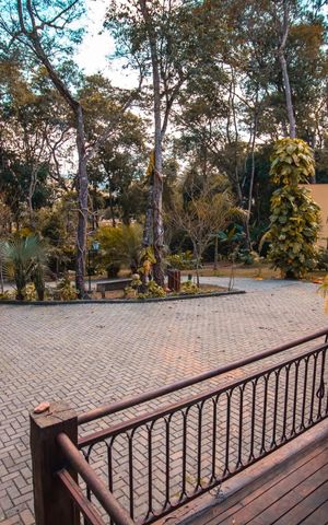 Casa à venda com 500m², 5 quartos e 6 vagas Casa à venda com 500m², 5 quartos e 6 vagasÁrea Externa