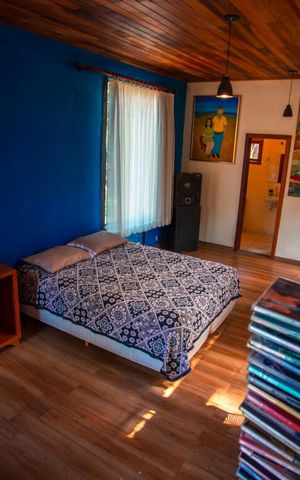 Casa à venda com 500m², 5 quartos e 6 vagas Casa à venda com 500m², 5 quartos e 6 vagasEdícula
