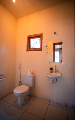 Casa à venda com 500m², 5 quartos e 6 vagas Casa à venda com 500m², 5 quartos e 6 vagasEdícula
