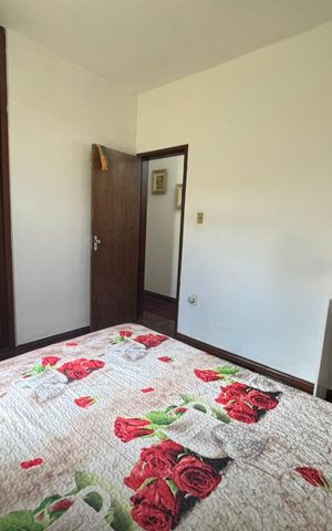 Casa à venda com 209m², 3 quartos e 2 vagas Casa à venda com 209m², 3 quartos e 2 vagasQuarto