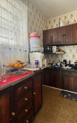 Casa à venda com 209m², 3 quartos e 2 vagas Casa à venda com 209m², 3 quartos e 2 vagasCozinha