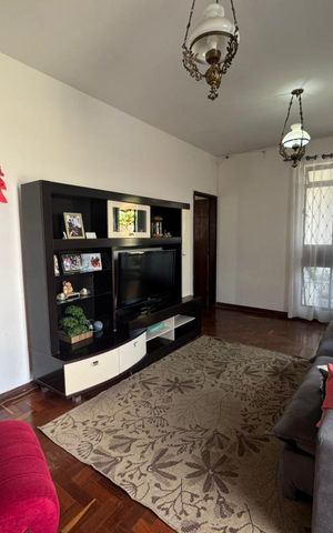 Casa à venda com 209m², 3 quartos e 2 vagas Casa à venda com 209m², 3 quartos e 2 vagasSala