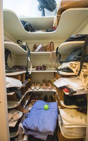 Casa à venda com 115m², 3 quartos e 2 vagas Casa à venda com 115m², 3 quartos e 2 vagasCloset da Suíte 1