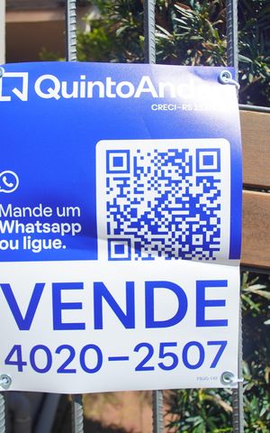 Casa à venda com 250m², 3 quartos e 2 vagasPlaca