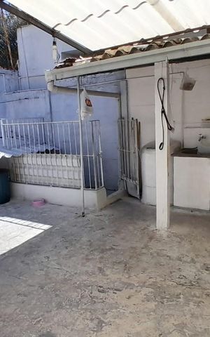 Casa à venda com 459m², 3 quartos e 2 vagas Casa à venda com 459m², 3 quartos e 2 vagasLavanderia