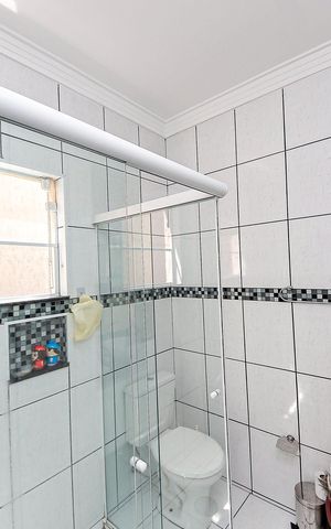 Casa à venda com 300m², 3 quartos e 2 vagas