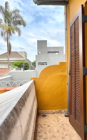 Casa à venda com 358m², 5 quartos e 4 vagas Casa à venda com 358m², 5 quartos e 4 vagasVaranda da Suíte -Casa 2