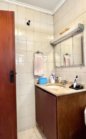 Casa à venda com 358m², 5 quartos e 4 vagas Casa à venda com 358m², 5 quartos e 4 vagasBanheiro da Suíte -Casa 2