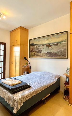 Casa à venda com 358m², 5 quartos e 4 vagas Casa à venda com 358m², 5 quartos e 4 vagasSuite -Casa 2