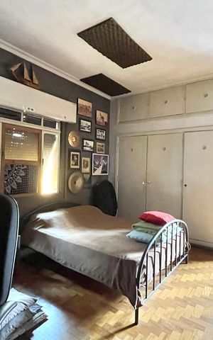 Casa à venda com 358m², 5 quartos e 4 vagas Casa à venda com 358m², 5 quartos e 4 vagasQuarto 3