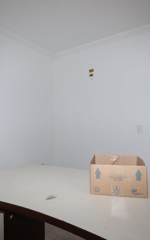 Casa para alugar com 320m², 4 quartos e 10 vagasEscritório