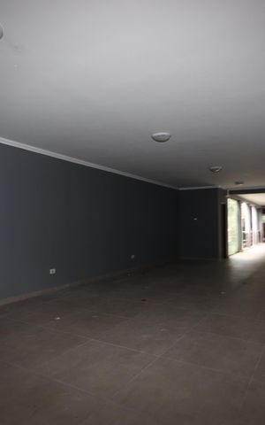 Casa para alugar com 320m², 4 quartos e 10 vagasGaragem