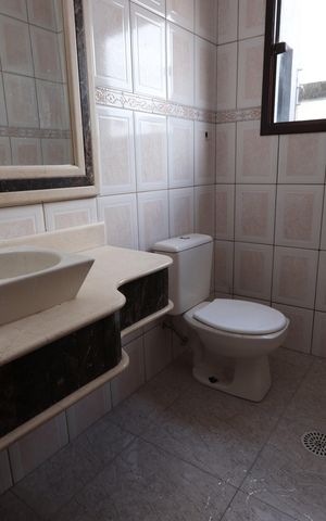 Casa para alugar com 320m², 4 quartos e 10 vagasLavabo
