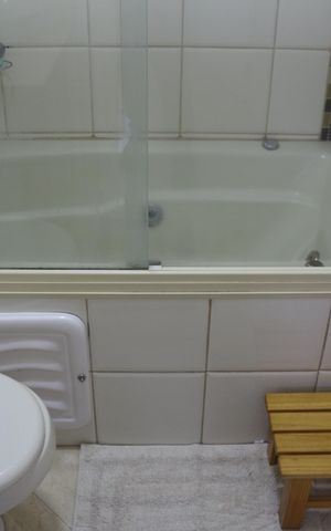 Apartamento à venda com 192m², 2 quartos e 2 vagasBanheiro 1