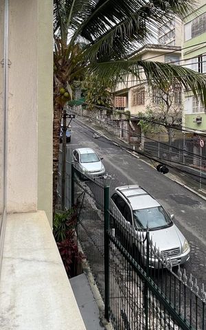 Apartamento para alugar com 172m², 3 quartos e 1 vagaPlaquinha